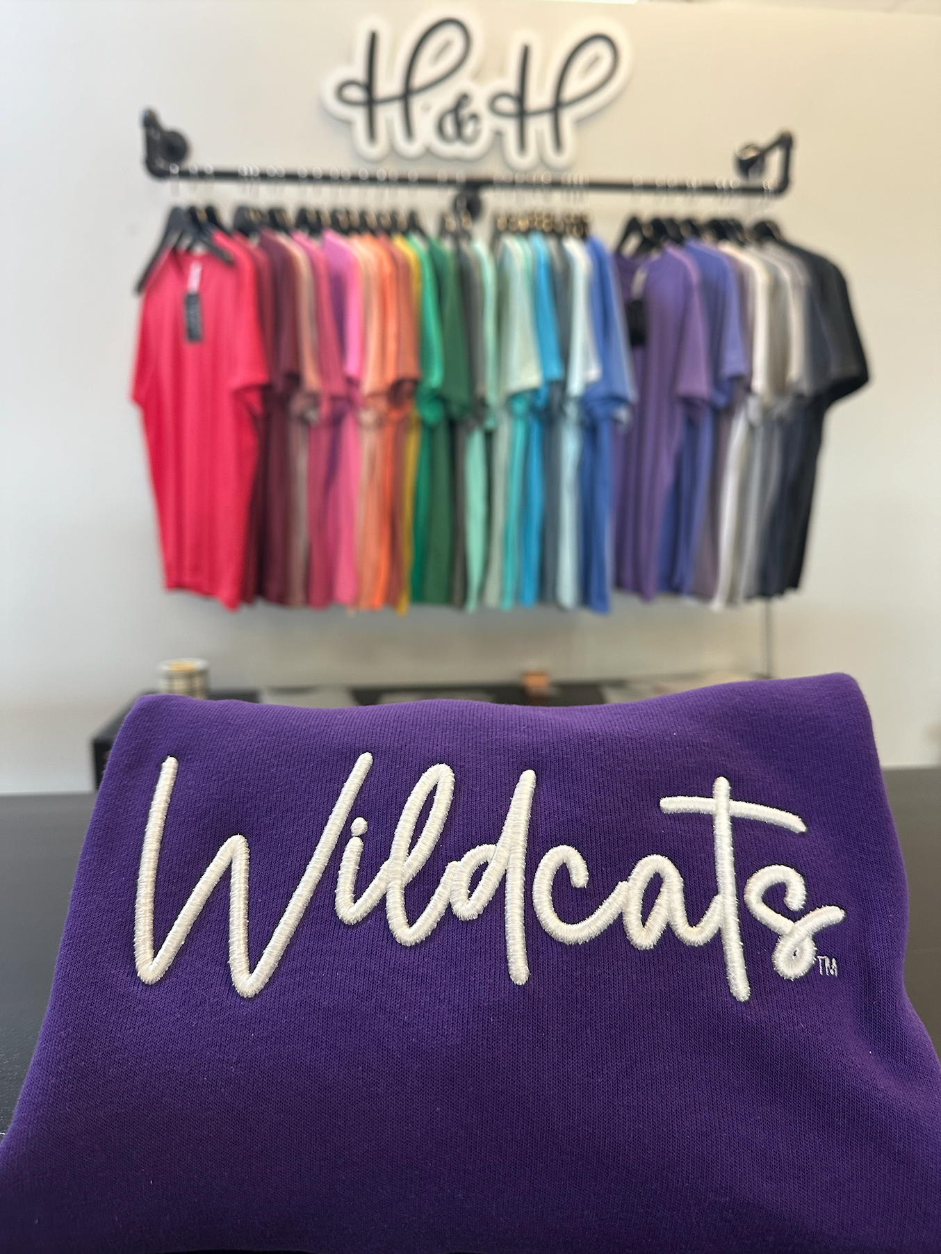 Embroidered PUFF Wildcats Script ~ HHKSU159 ~ Licensed K-State Apparel