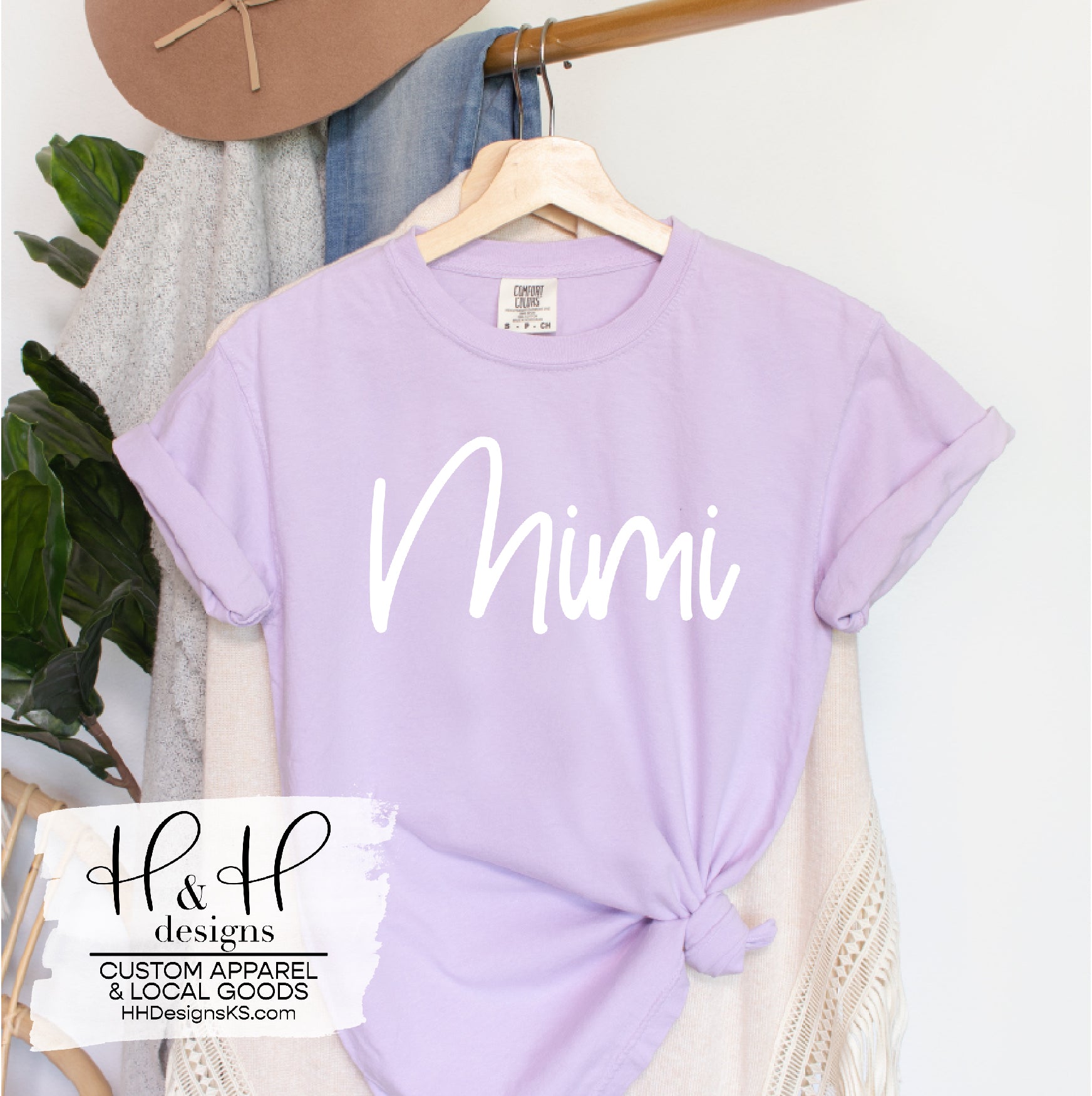 Mimi White Script – H&H Designs LLC